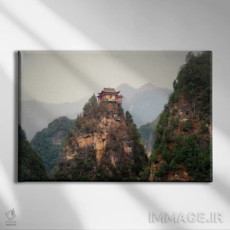 تابلو دکوراتیو زیارتگاه یین و یانگ بالای صخره، ژاشوئی، چین اثر جورج اوزه - نمای روبهرو روی دیوار