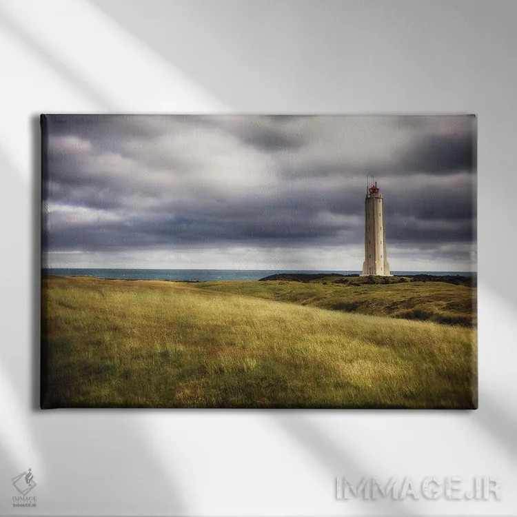 تابلو دکوراتیو فانوس دریایی مالاریف، شبه جزیره اسنایفلسنس، ایسلند اثر جورج اوزه - نمای روبهرو روی دیوار