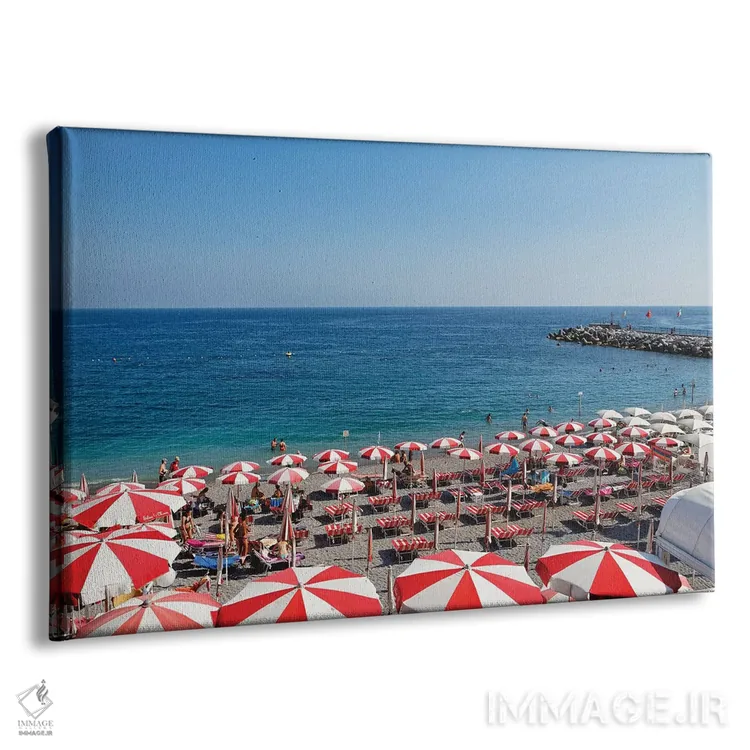 تابلو دکوراتیو نمای بالا از ساحلی با ردیف چترها و صندلی های ساحلی، آمالفی، ک… اثر جورج اوزه - نمای پرسپکتیو محصول