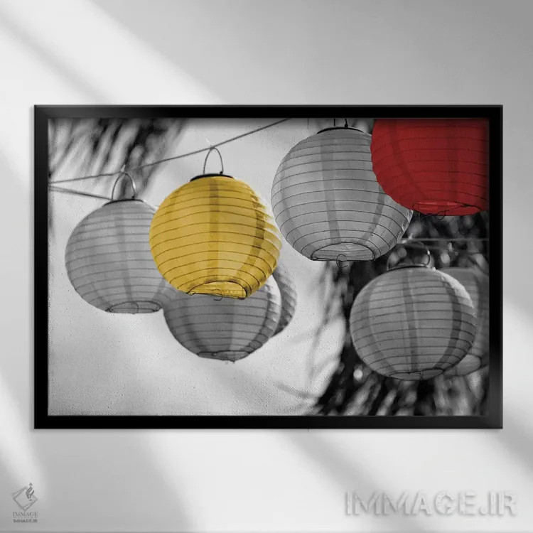 تابلو دکوراتیو فانوس ها اثر گیل پک - نمای قابدار مشکی