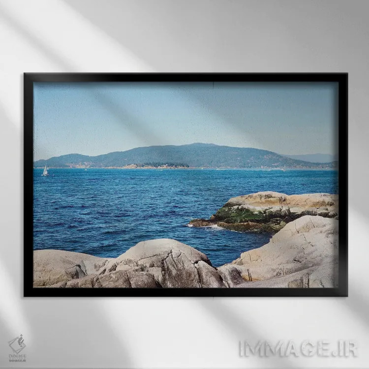 تابلو دکوراتیو دریاچه های آبی یخی ۲ اثر گیل پک - نمای قابدار مشکی