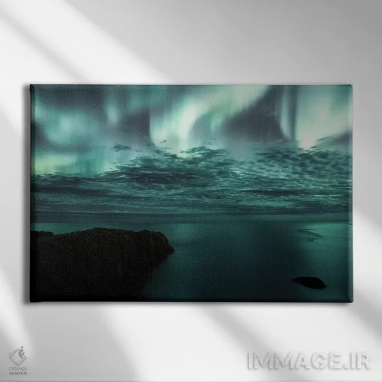 تابلو دکوراتیو شفق قطبی III اثر لوک آنتونی گرم - نمای روبهرو روی دیوار