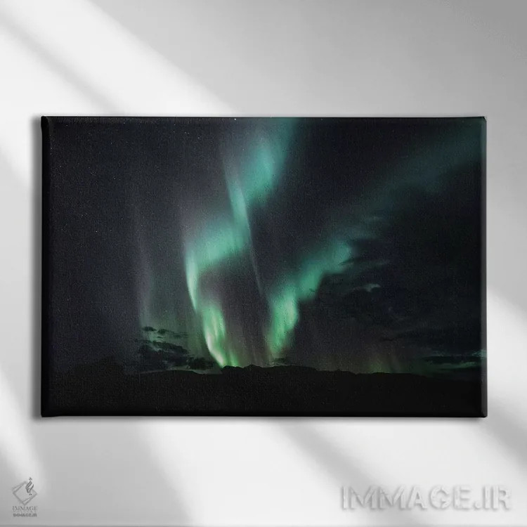 تابلو دکوراتیو ایسلند - ۳ اثر لوک آنتونی گرم - نمای روبهرو روی دیوار