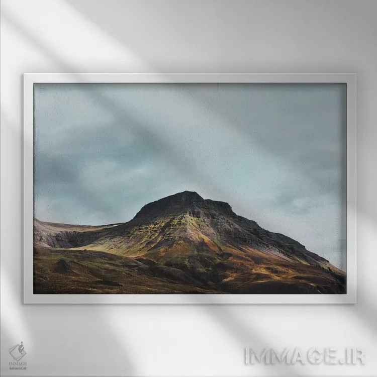 تابلو دکوراتیو ایسلند - ۹ اثر لوک آنتونی گرم - نمای قابدار سفید