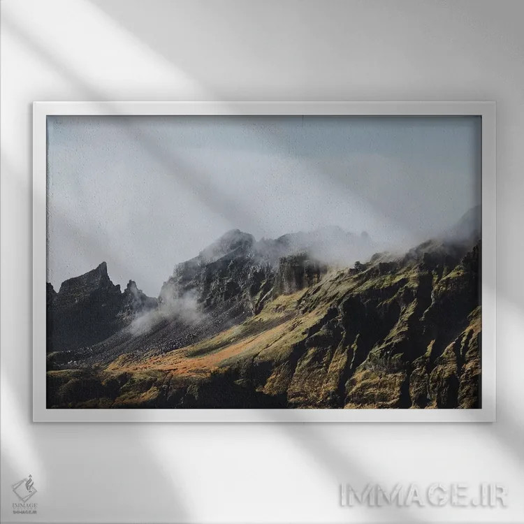 تابلو دکوراتیو ایسلند - ۴ اثر لوک آنتونی گرم - نمای قابدار سفید