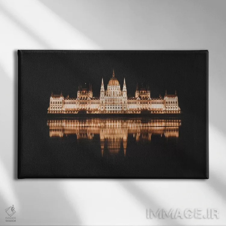 تابلو دکوراتیو بوداپست، مجارستان اثر لوک آنتونی گرم - نمای روبهرو روی دیوار