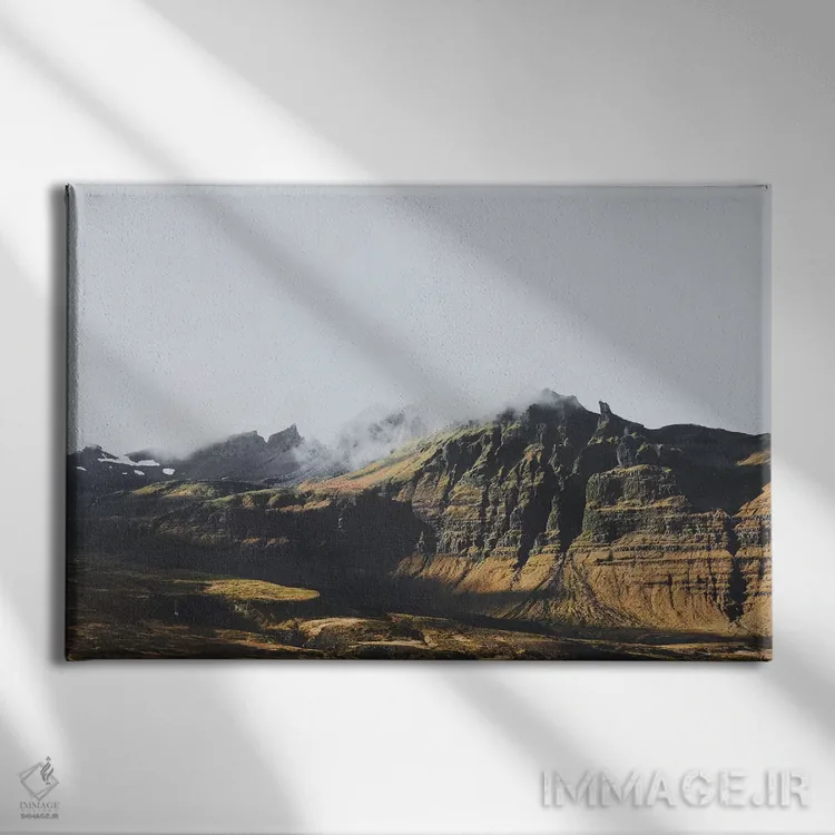 تابلو دکوراتیو ایسلند اثر لوک آنتونی گرم - نمای روبهرو روی دیوار