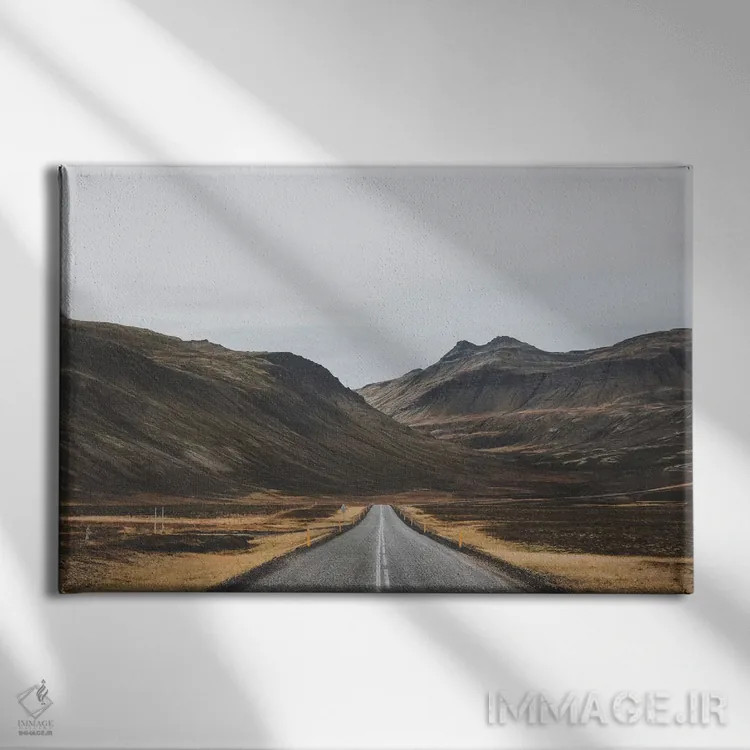 تابلو دکوراتیو جاده روستایی ایسلند اثر لوک آنتونی گرم - نمای روبهرو روی دیوار