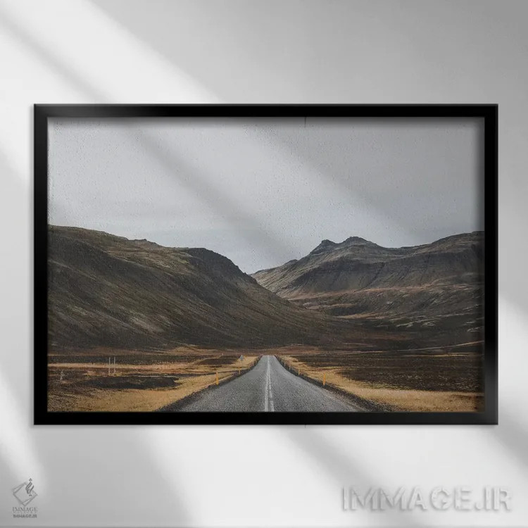 تابلو دکوراتیو جاده روستایی ایسلند اثر لوک آنتونی گرم - نمای قابدار مشکی