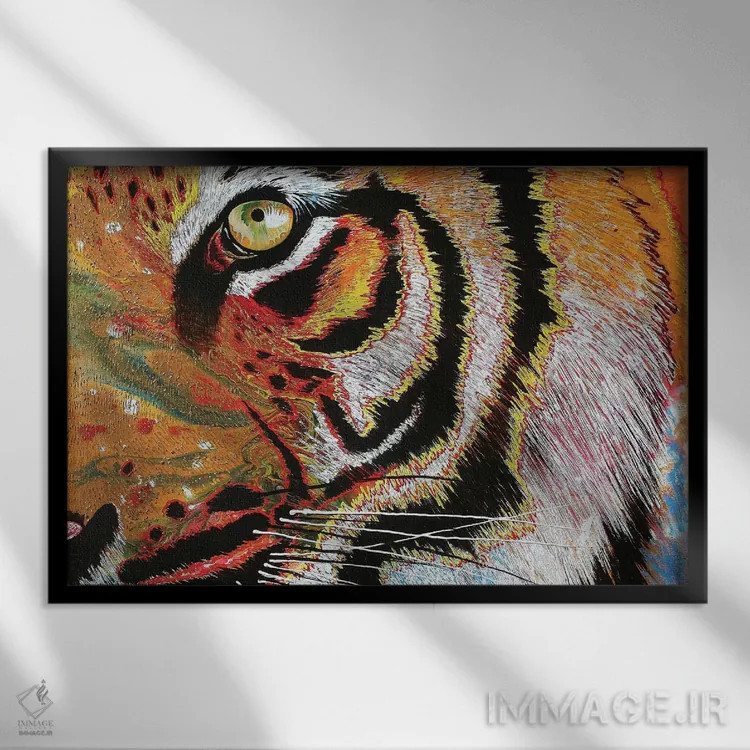 تابلو دکوراتیو ببر درخشان شعله ور اثر گرائیم استیونسون - نمای قابدار مشکی