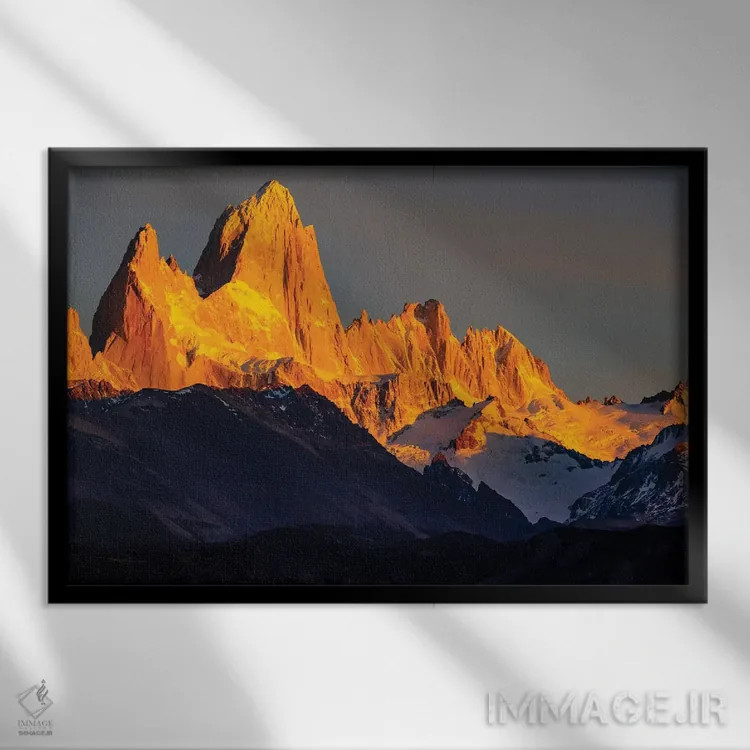 تابلو دکوراتیو Patagonia. El Chalten, Fitz Roy,آرژانتین، پاتاگونیا، ال چال… اثر جورج تئودور - نمای قابدار مشکی