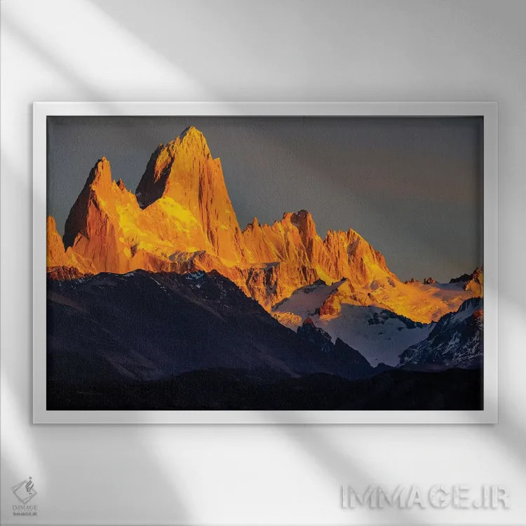 تابلو دکوراتیو Patagonia. El Chalten, Fitz Roy,آرژانتین، پاتاگونیا، ال چال… اثر جورج تئودور - نمای قابدار سفید
