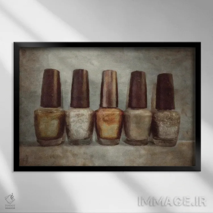 تابلو دکوراتیو فلزات سنگین اثر گرافیتی استودیوها - نمای قابدار مشکی