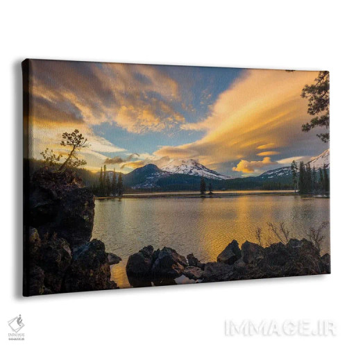 تابلو دکوراتیو رنگ های غروب دریاچه دایموند بازتاب گرفته از ابرهای عدسی شکل اثر شیلا حداد - نمای پرسپکتیو محصول
