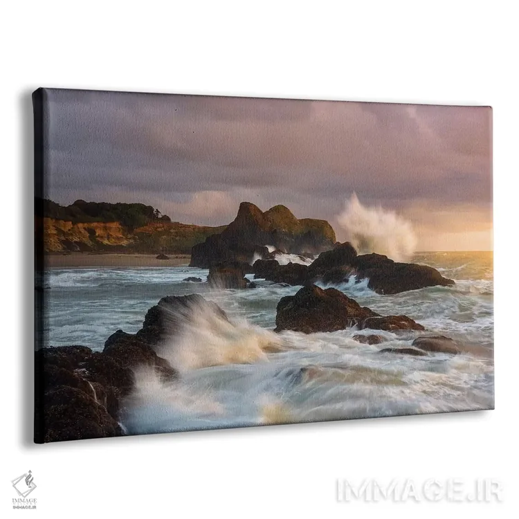تابلو دکوراتیو امواج بزرگ برخوردکننده با ستون های سنگی ساحل سیل راک اثر شیلا حداد - نمای پرسپکتیو محصول