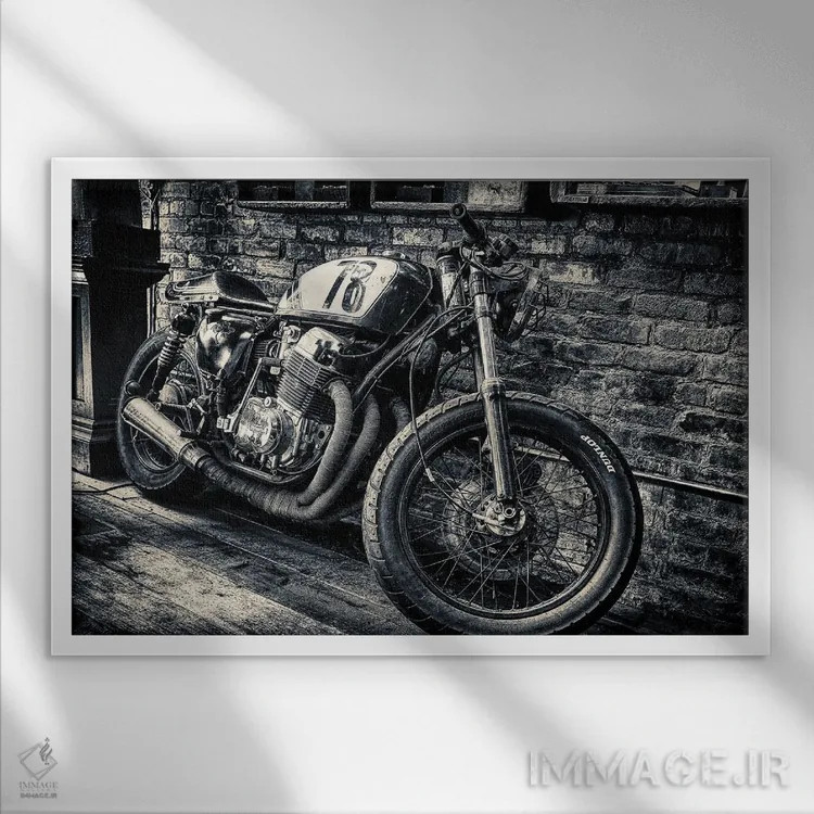 تابلو دکوراتیو هوندا CB 750 نیویورک اثر استیفن هاجتس - نمای قابدار سفید