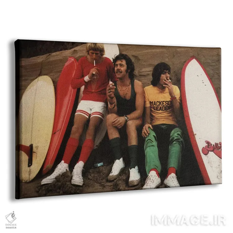 تابلو دکوراتیو موج سواران نشسته اثر همینگوی دیزاین - نمای پرسپکتیو محصول