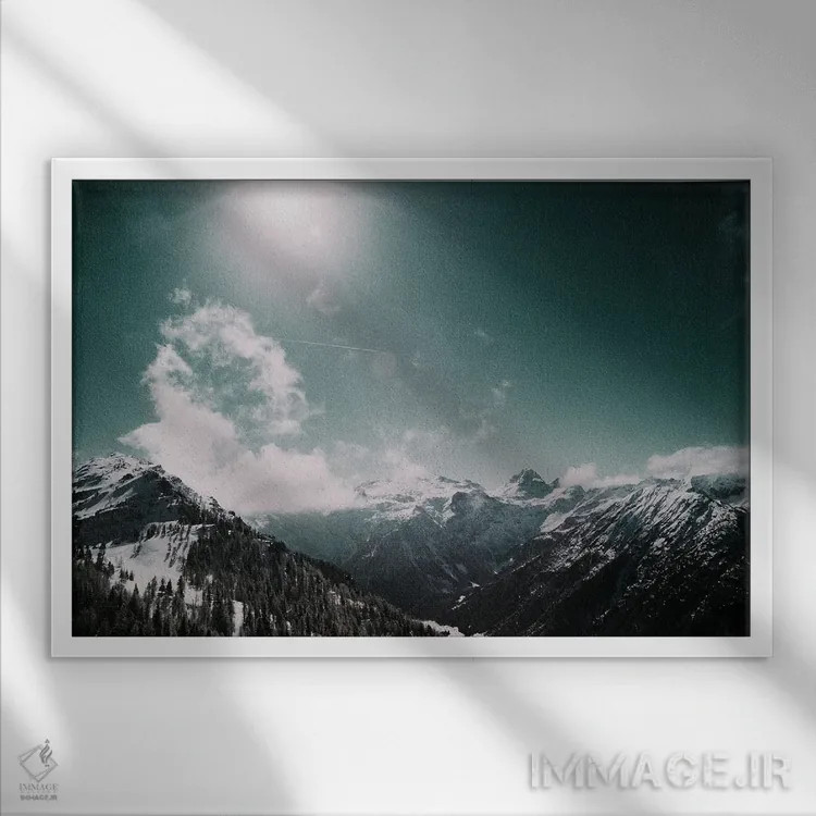 تابلو دکوراتیو کوه ها اثر سباستین هیلگتاگ - نمای قابدار سفید