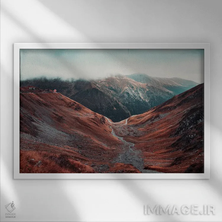 تابلو دکوراتیو کوهستان های رومانی ۲ اثر سباستین هیلگتاگ - نمای قابدار سفید