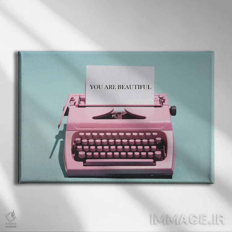 تابلو دکوراتیو تو زیبایی اثر هدر گری - نمای روبهرو روی دیوار