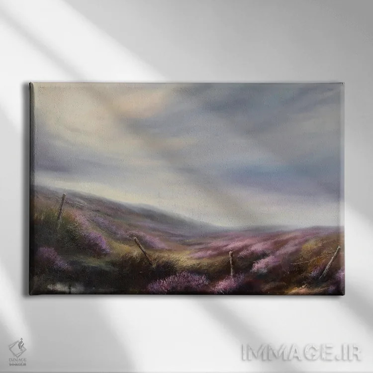 تابلو دکوراتیو آسمان نرم، مطالعه ابرها و خلنگ بر دشت کرگ ویل اثر هانا کروین - نمای روبهرو روی دیوار