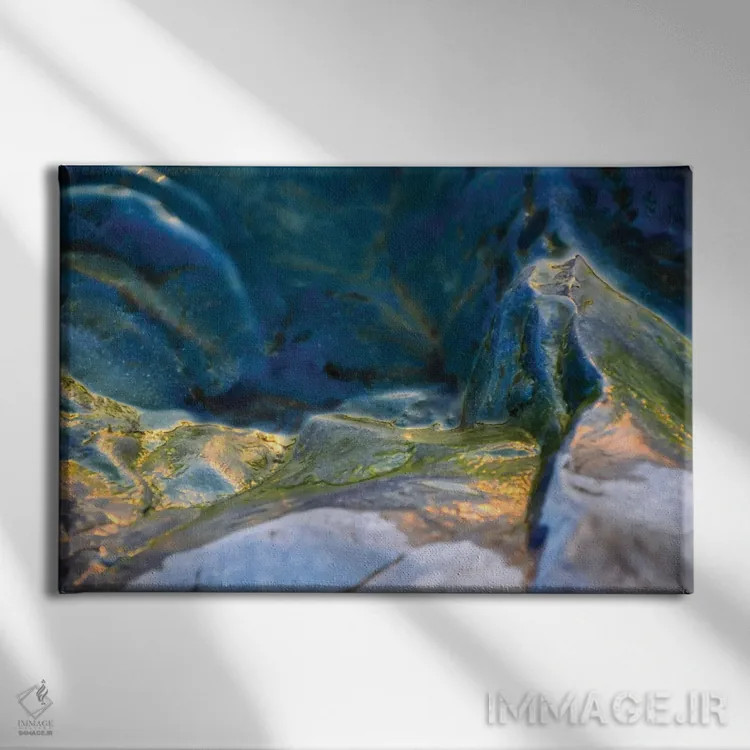 تابلو انتزاعی ارتفاع اثر هلنا کوپر - نمای روبهرو روی دیوار