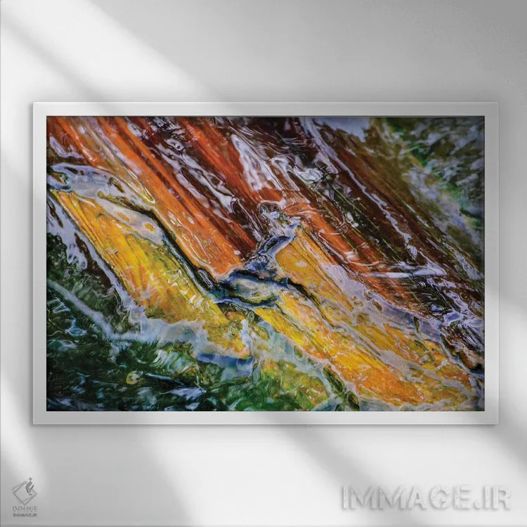 تابلو انتزاعی الکتریکا اثر هلنا کوپر - نمای قابدار سفید