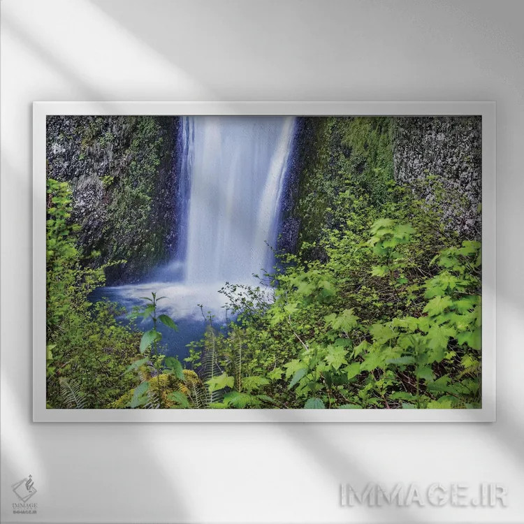 تابلو دکوراتیو Oregon, Columbia River Gorge, Multnomah Falls,آمریکا، اورگن… اثر هولیس لونی - نمای قابدار سفید