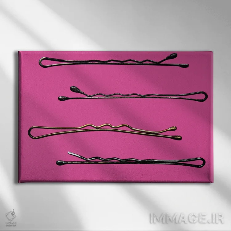 تابلو دکوراتیو بابی همه چیز اثر هانی مون هتل - نمای روبهرو روی دیوار