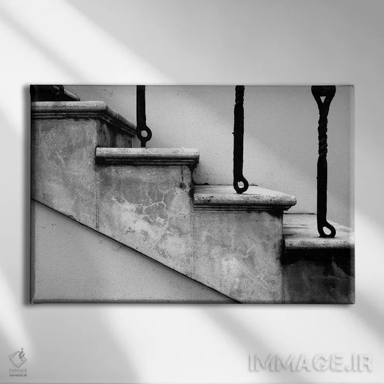 تابلو مینیمال سطح ها اثر هانی مون هتل - نمای روبهرو روی دیوار