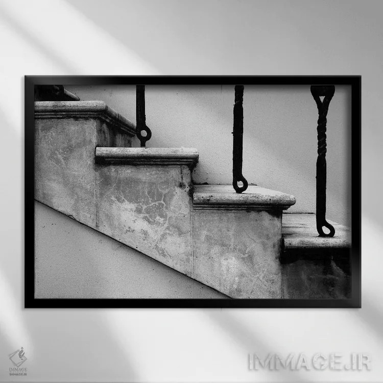 تابلو مینیمال سطح ها اثر هانی مون هتل - نمای قابدار مشکی