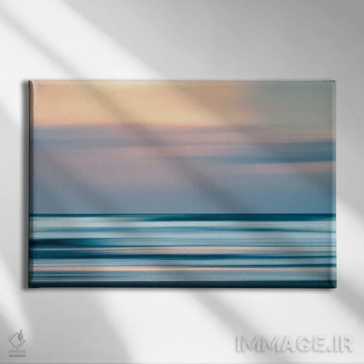 تابلو مینیمال دگرگونی اثر هانا پریویت - نمای روبهرو روی دیوار