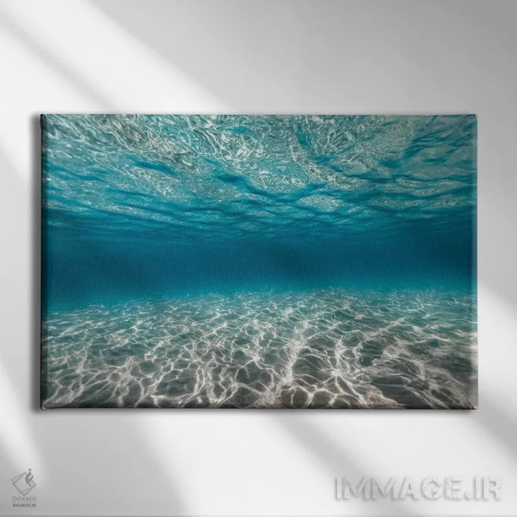 تابلو مینیمال ظریف و نازک اثر هانا پریویت - نمای روبهرو روی دیوار