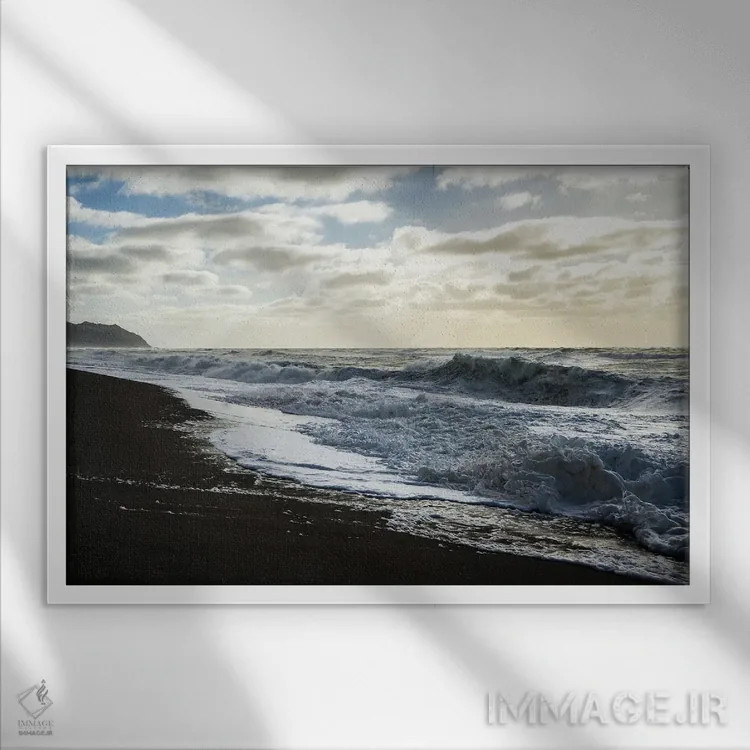 تابلو دکوراتیو امواج طوفانی اثر هدر رابرسون - نمای قابدار سفید