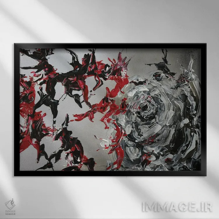 تابلو انتزاعی رز سفید انتزاعی یکم اثر اندرو هار - نمای قابدار مشکی