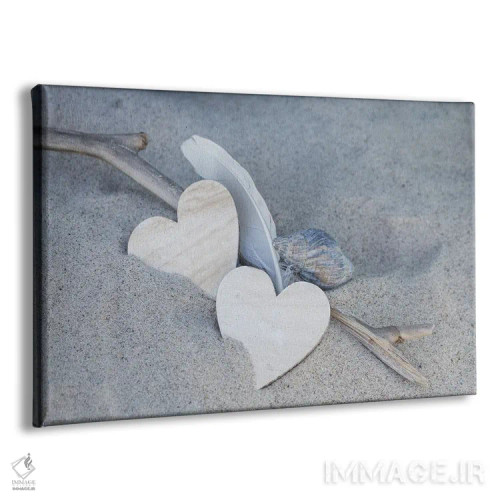 تابلو دکوراتیو ساحل با قلب و پر اثر آندریا هازه - نمای پرسپکتیو محصول
