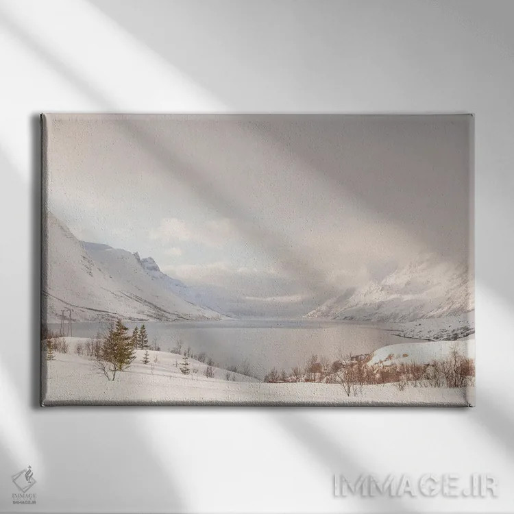 تابلو دکوراتیو منظره دریاچه کوهستانی در نروژ اثر هنریکه شنک - نمای روبهرو روی دیوار