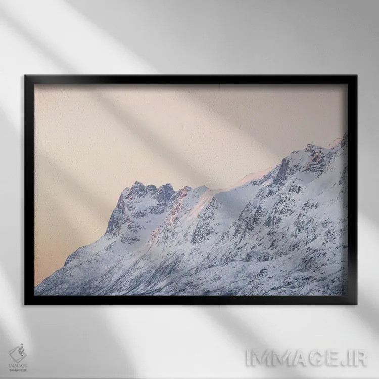 تابلو دکوراتیو سپیده دم کوهستان اثر هنریکه شنک - نمای قابدار مشکی
