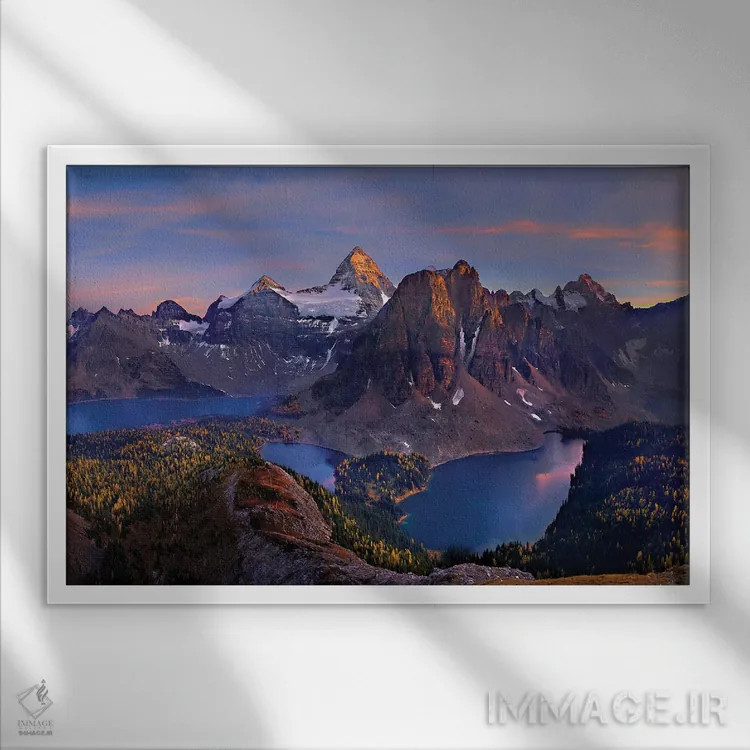 تابلو دکوراتیو کوه آسه نبوین اثر هوا ژو - نمای قابدار سفید