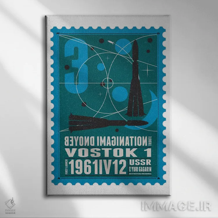 تابلو دکوراتیو ناوگان فضایی ۰۳: تمبر وستوک اثر چانکونگ - نمای روبهرو روی دیوار