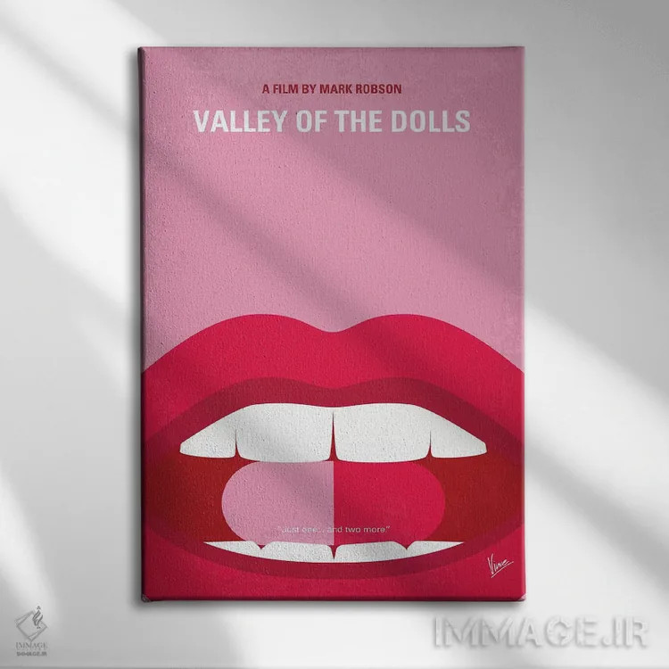 تابلو مینیمال پوستر مینیمال فیلم دره عروسک ها اثر چانکونگ - نمای روبهرو روی دیوار