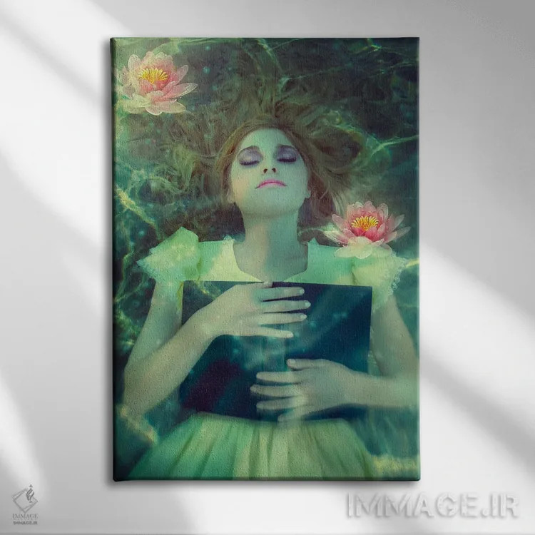 تابلو دکوراتیو پری دریایی مونه اثر کلودیا مک کینی - نمای روبهرو روی دیوار