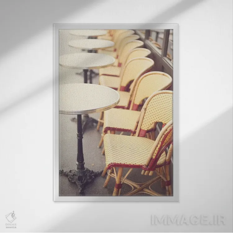 تابلو دکوراتیو کافه پاریس اثر کارولین مینت - نمای قابدار سفید