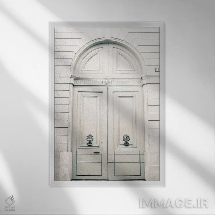 تابلو دکوراتیو پاریس در صورتی کمرنگ، در اثر کارولین مینت - نمای قابدار سفید