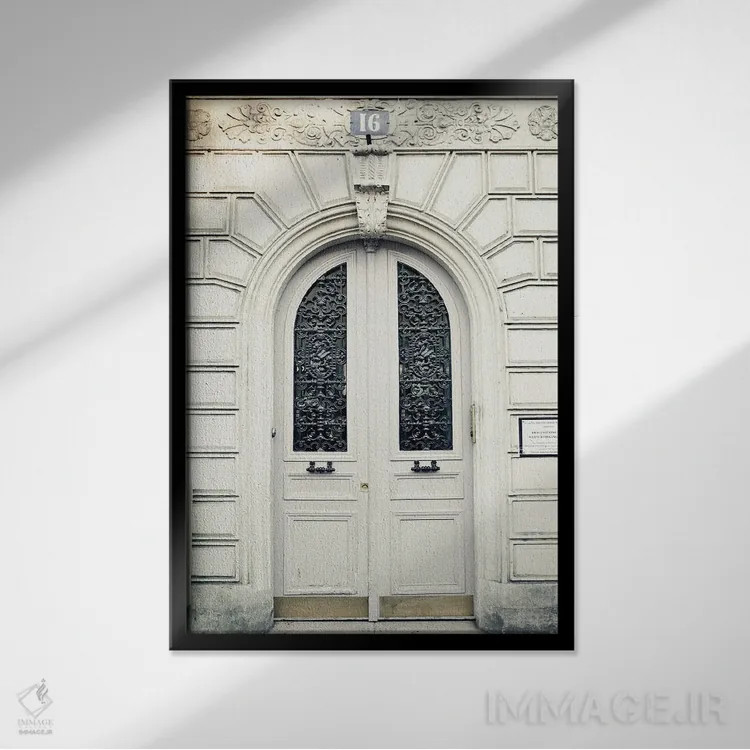 تابلو دکوراتیو Light Gray,درب پاریسی، خاکستری روشن اثر کارولین مینت - نمای قابدار مشکی