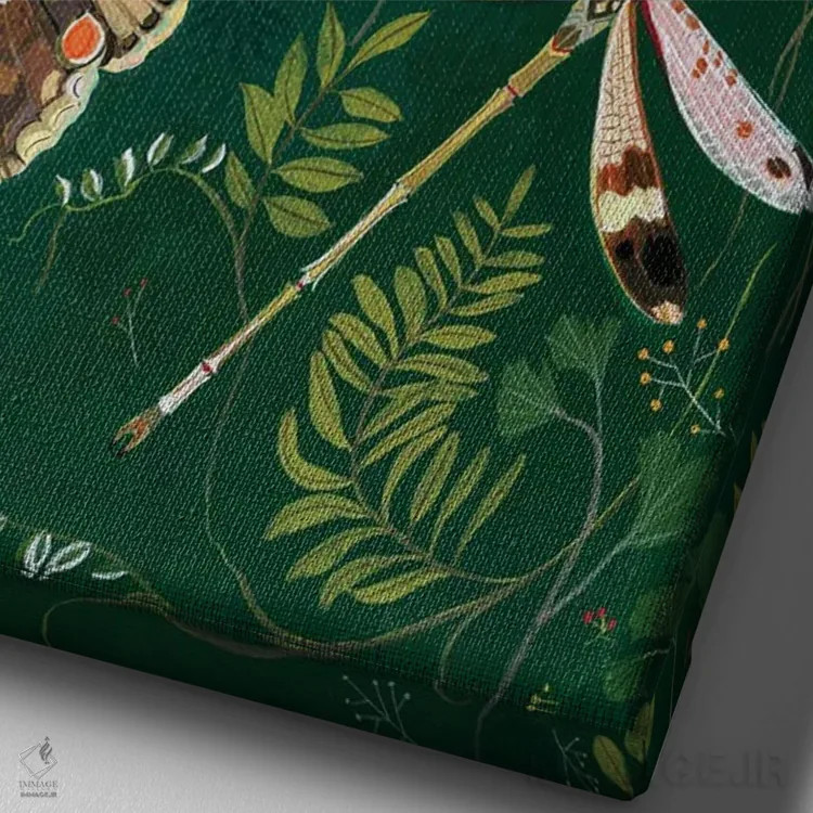 تابلو دکوراتیو شب پره ها اثر کلارا مک آلیستر - نمای نزدیک بافت بوم