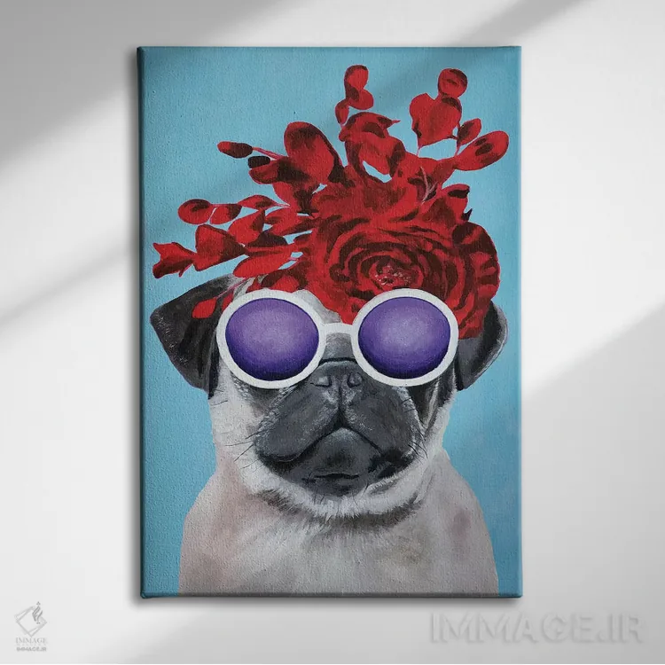 تابلو دکوراتیو پاگ شیک پوش آبی اثر کوکو د پاریس - نمای روبهرو روی دیوار