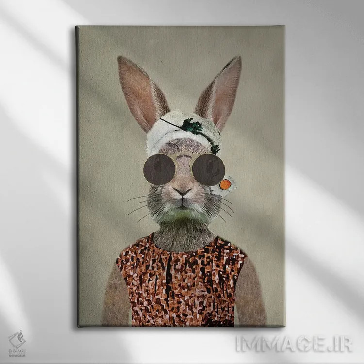 تابلو دکوراتیو زن قدیمی خرگوشی اثر کوکو د پاریس - نمای روبهرو روی دیوار