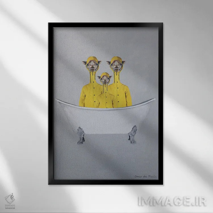 تابلو دکوراتیو زرافه ها با بارانی در وان حمام اثر کوکو د پاریس - نمای قابدار مشکی