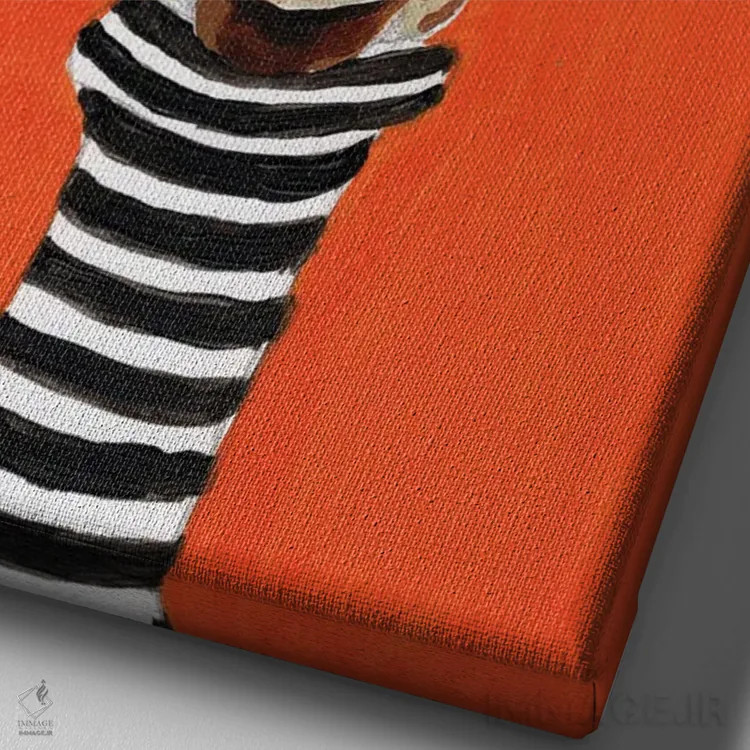 تابلو دکوراتیو زرافه راه راه اثر کوکو د پاریس - نمای نزدیک بافت بوم